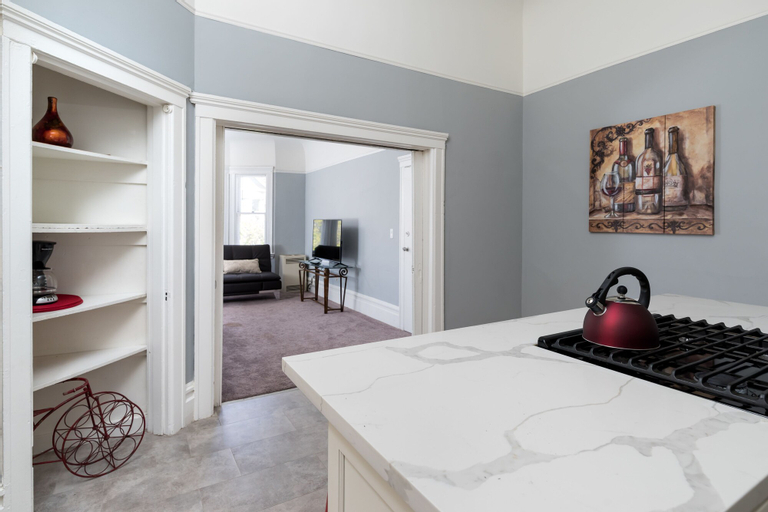 Bedroom, Large and Lovely 3 Bedroom Flat, Alameda
