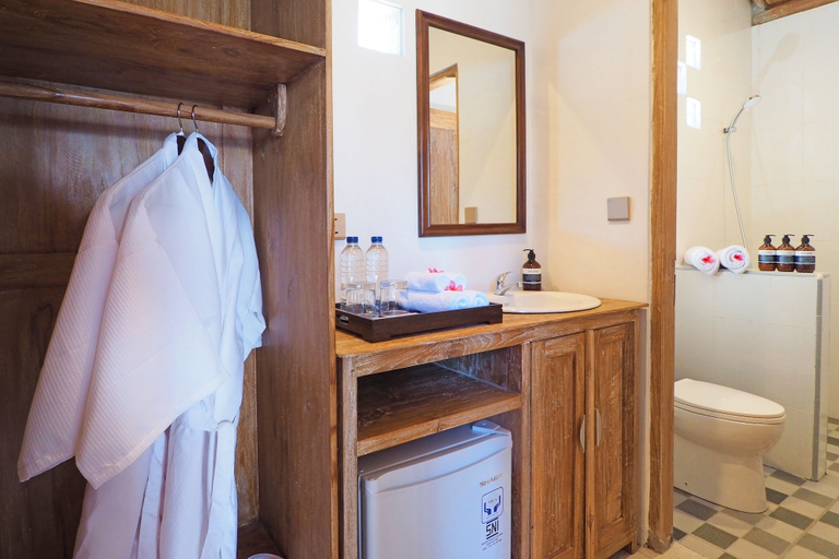 Bathroom 5, Blue Harbor Beachfront Villas & Resto, Klungkung