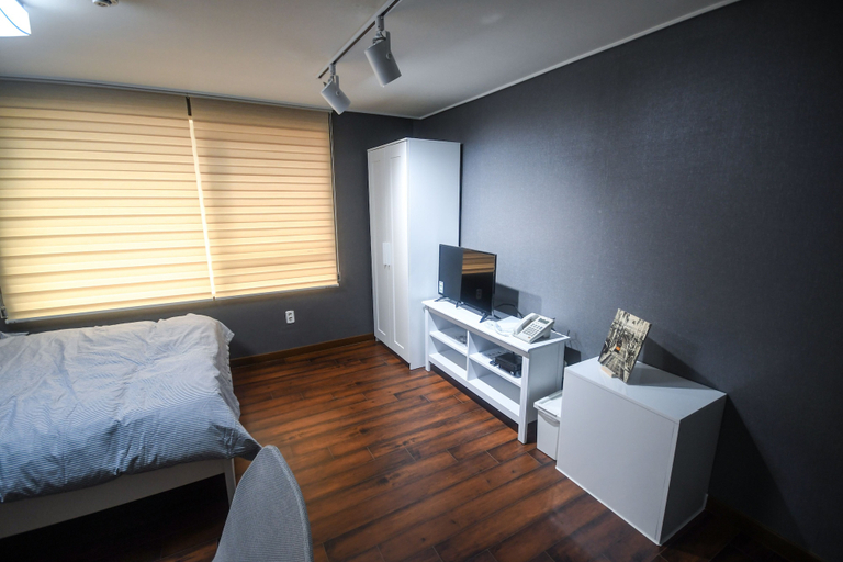 Bedroom 2, BLUEHUM Guesthouse - Hostel, Bupyeong