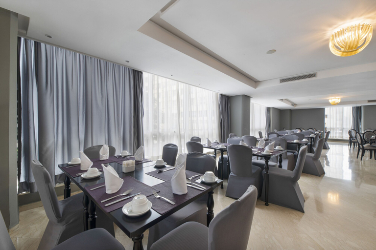 Food & Drinks 5, Mogador MARINA, Casablanca