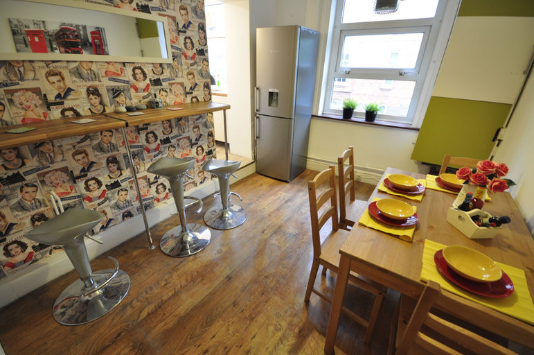 Others 5, Old Nichol Guest Apartment, London