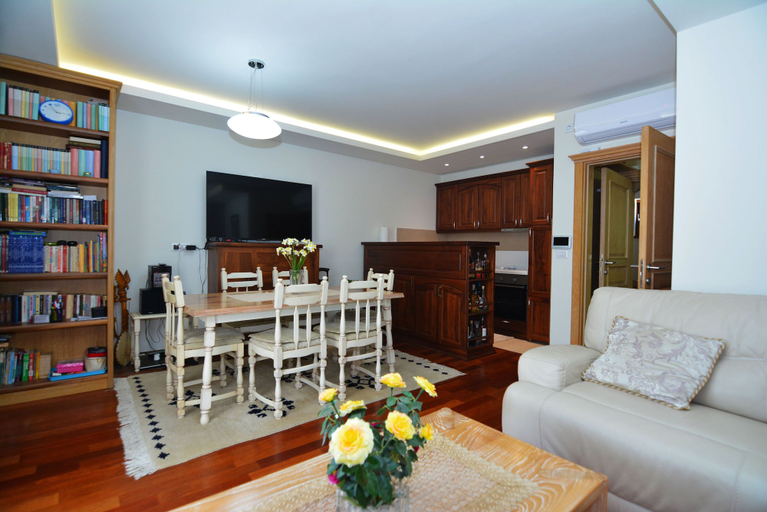 Others 5, Apartments Olive