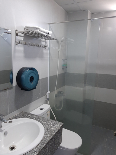 Bathroom 3, Anh Vy Hotel, Qui Nhơn