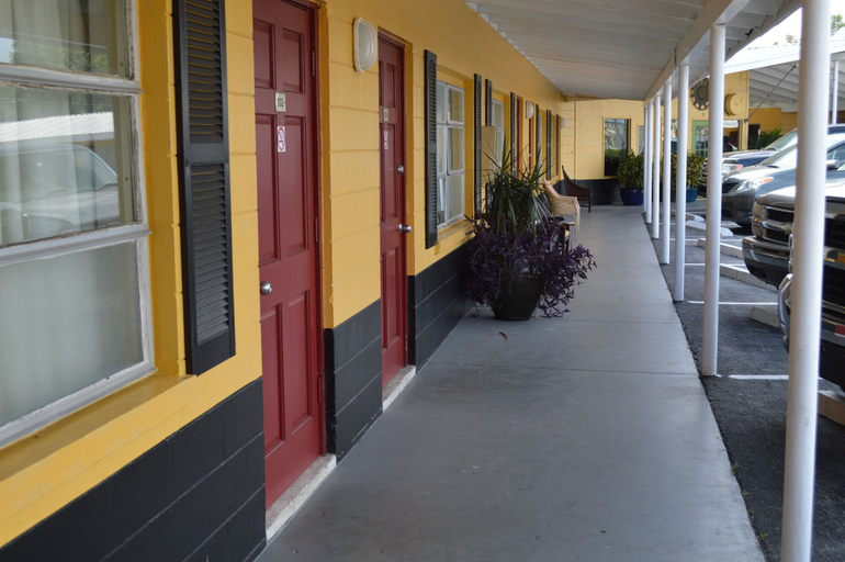 Others 5, Tropicana Motel Wauchula, Hardee