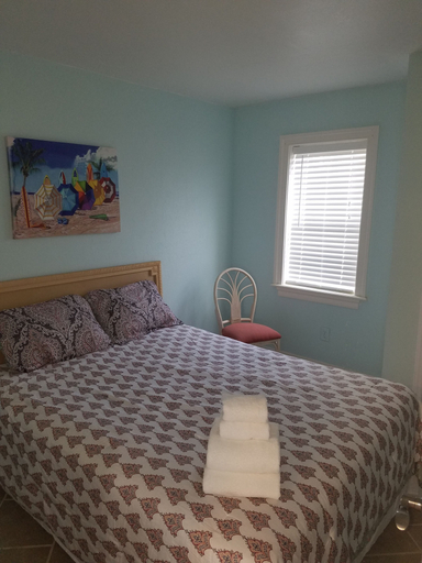 Bedroom 2, Pierhouse Bed & Breakfast, Dare