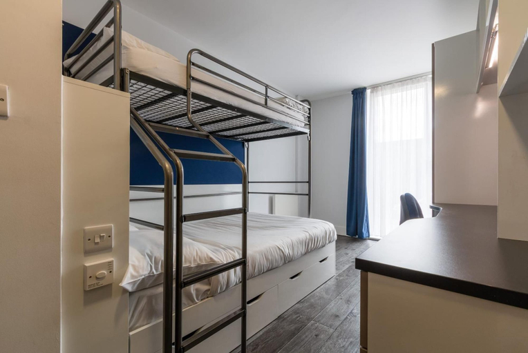 Bedroom 2, Destiny Student Holyrood - Campus Accommodation, Edinburgh