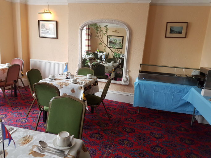 Food & Drinks 5, Grand Ash Hotel, Conwy