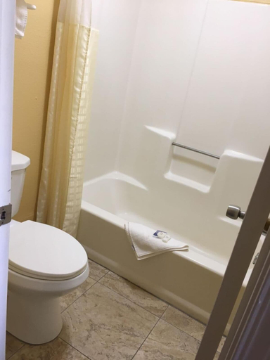 Bathroom 3, Blackwater Inn, Santa Rosa