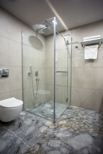 Bathroom 5, Melas Hotel Istanbul, Beşiktaş