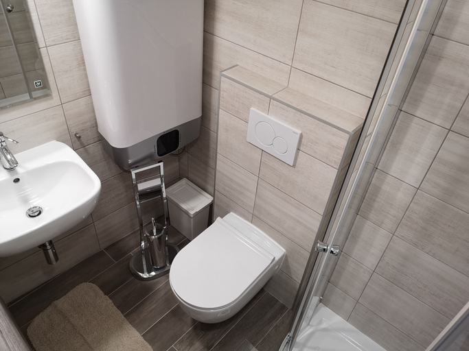 Bathroom 3, Korala Apartments, Piran