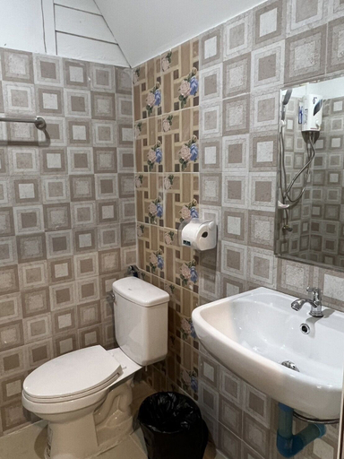 Bathroom 3, Banana Place Resort, Muang Chumphon