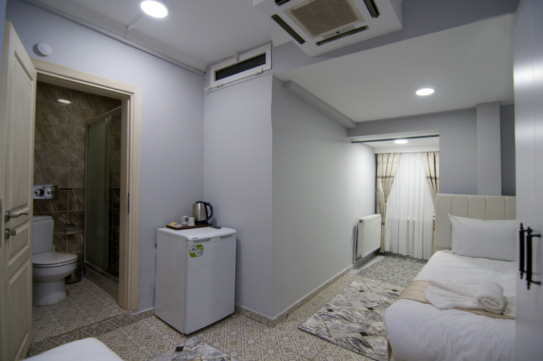 Bedroom 4, Istanbul Palace Hotel, Fatih
