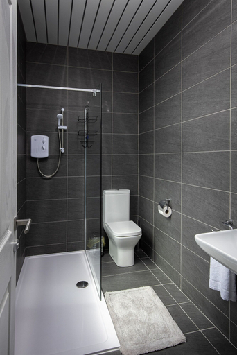 Bathroom 3, Town View Apartment by Sasco, Blackpool