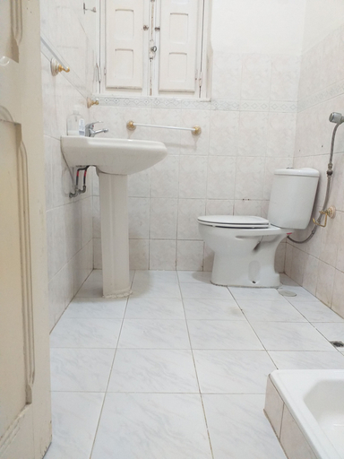 Bathroom 4, Come Inn Costa da Caparica, Almada