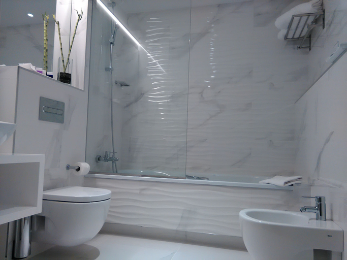 Bathroom 5, Agua de Mar Hotel Boutique, Pontevedra