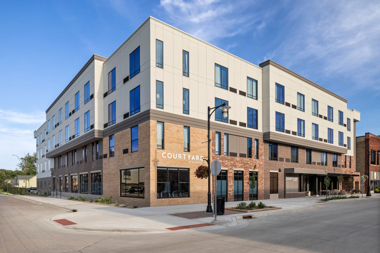 Courtyard by Marriott Owatonna Downtown, Steele
