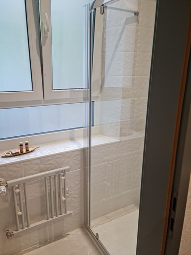 Bathroom 5, LA FACTORY by LNA, Porrentruy