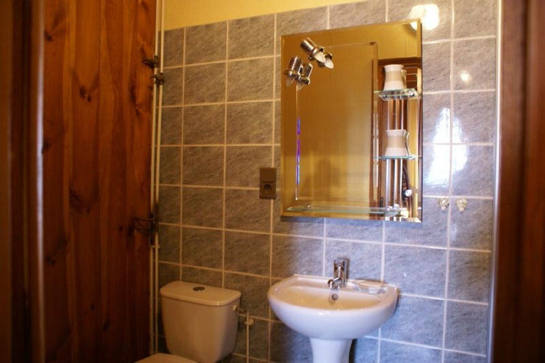 Bathroom, La Jacquerolle, Haute-Loire