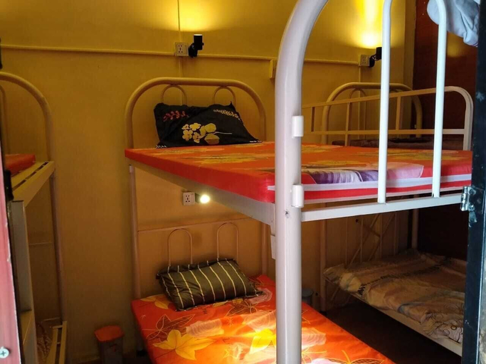 Bedroom, East & West Dormitory And Guesthouse, Phnom Penh