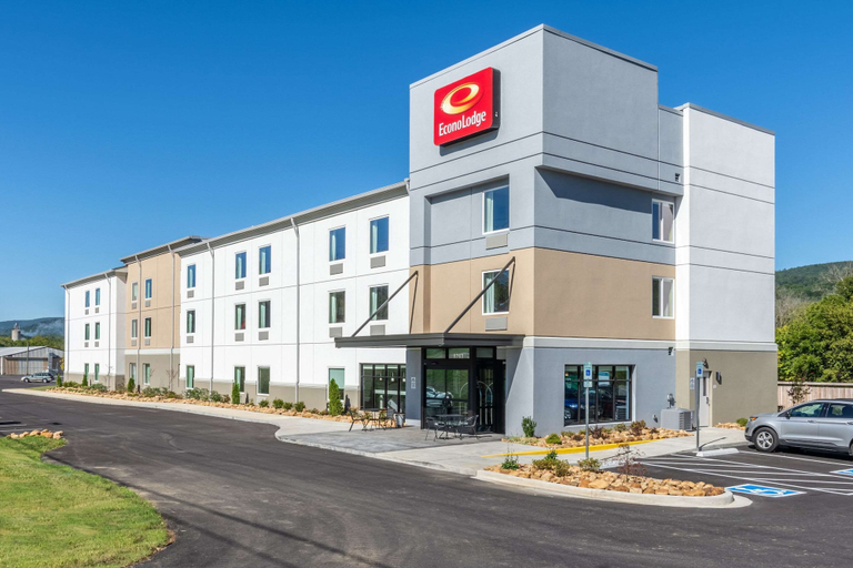 Exterior & Views 1, Econo Lodge Dayton North, Rhea