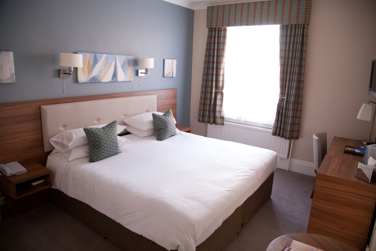 Bedroom 2, White Lion Hotel - Aldeburgh, Suffolk