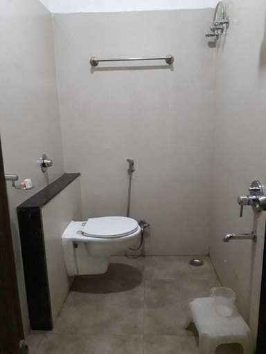 Bathroom, The Singh Palace, Raipur