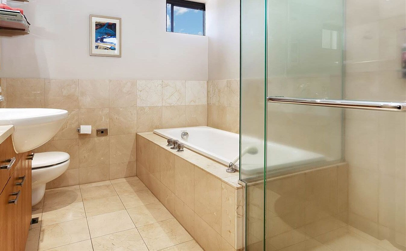 Bathroom, Metropolis 2 Bedroom Park Suite, Waitakere