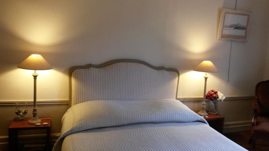 Bedroom 3, La Maison Epellius, Rhône