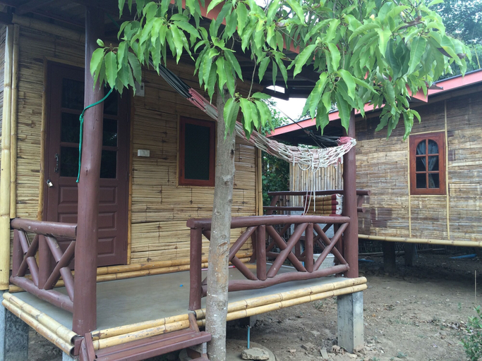 Exterior & Views 2, Family Huts, Pai