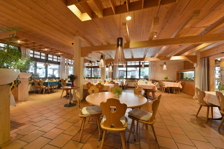 Food & Drinks 5, Hotel Sternen Budget, Obersimmental