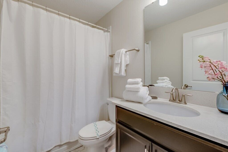 Bathroom 4, 6 Bdrmgolf Coursegated Resort, Osceola