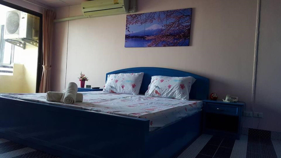 Bedroom 4, Merit Mansion, Chatuchak