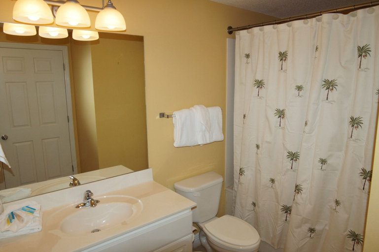 Bathroom 4, Majestic by Forehand Rentals, Bay