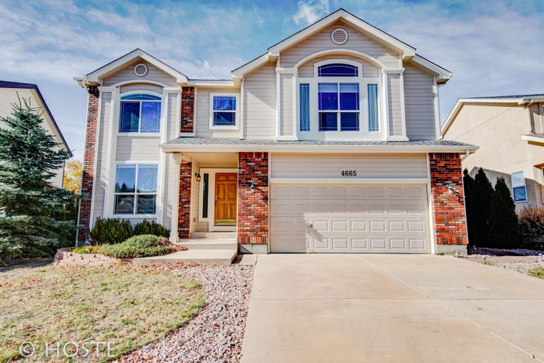 Exterior & Views 2, 5BR Theatre & Arcade AF Academy Trails, W/hot Tub!, El Paso