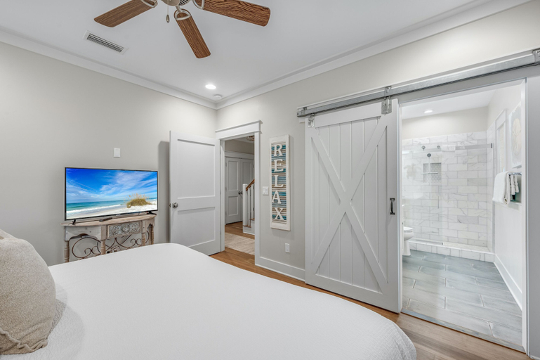 Bedroom 3, Magnolia Cottages by the Sea by Panhandle Getaways, Walton