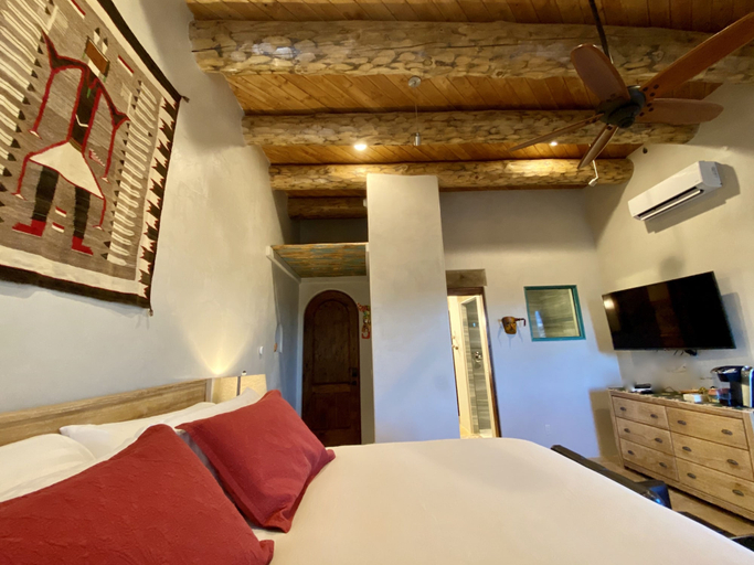 Bedroom 3, The Grand Hacienda Inn, Rio Arriba