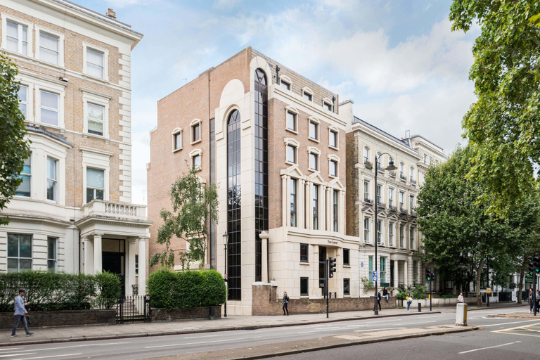 Exterior & Views, The Carlyle by Nestor, London