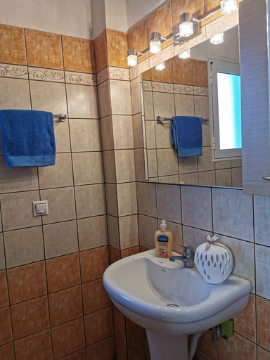 Bathroom 3, Amazing House Erato On The Sea South Creta, Crete