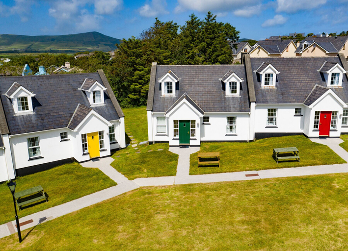Exterior & Views 2, Dingle Harbour Cottages