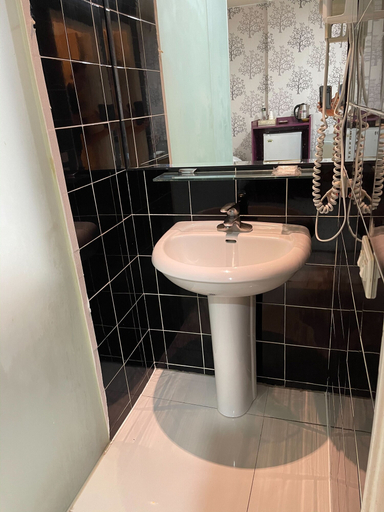 Bathroom 4, Tu Cheng Hotel, New Taipei City