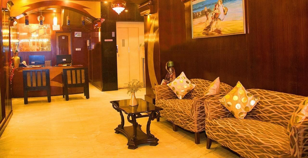 Hotel White House, Kolkata