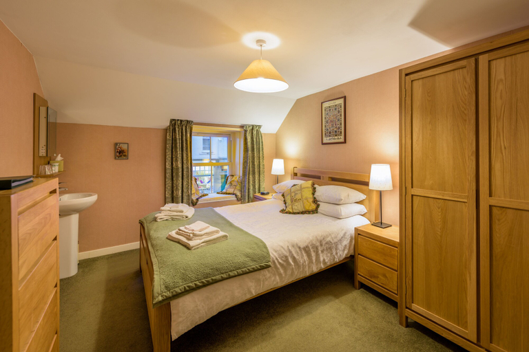 Bedroom 5, Lochleven B&B Killin, Stirling