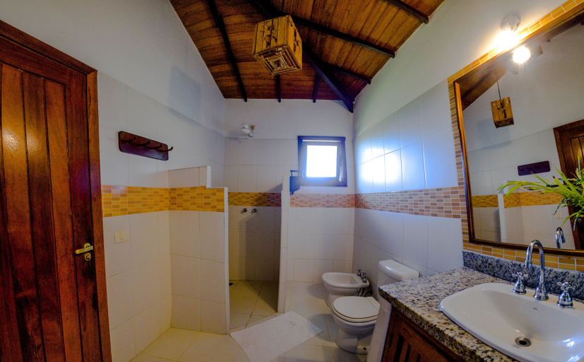 Bathroom 5, Trancoso Residence, Porto Seguro