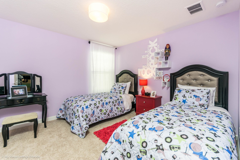 Bedroom 2, 8 Bdrm Villa W Game Room and Cinema, Osceola
