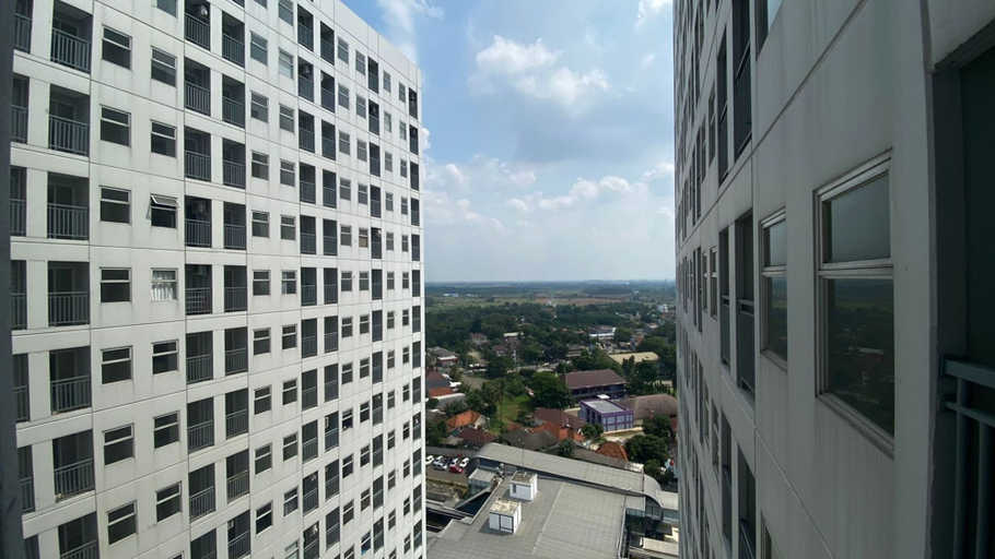 Exterior & Views, Simple And Cozy Living Studio At Serpong Garden Apartment, Tangerang