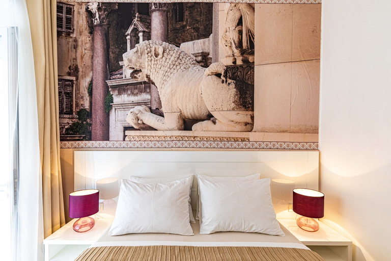Bedroom 4, Riva City Rooms, Split