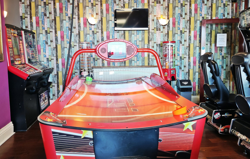 Food & Drinks 5, Bluewaters Hotel, Blackpool North Promenade, Blackpool