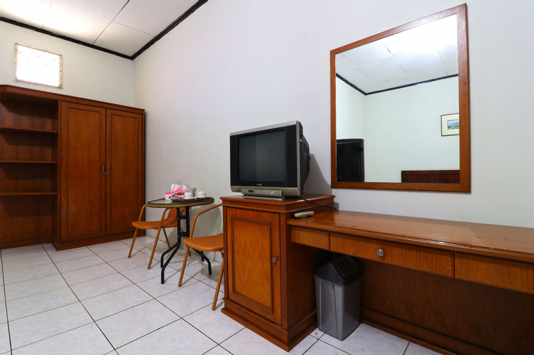 Bedroom 27