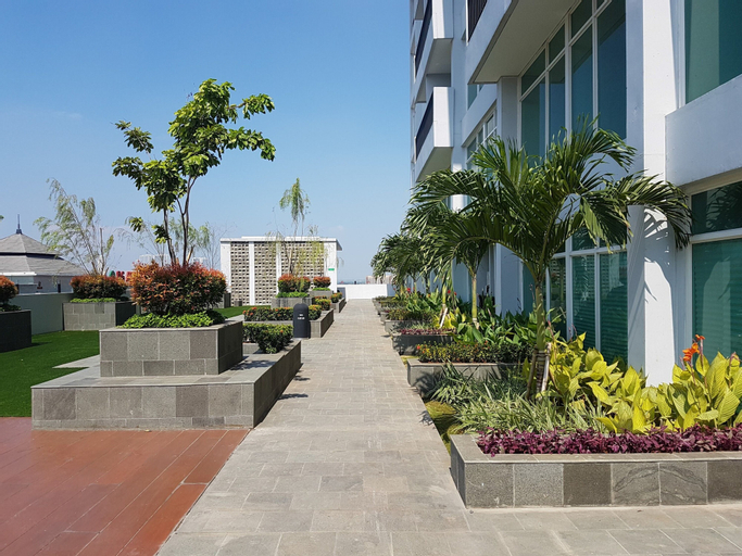 Exterior & Views 2, Cozy Studio Apartment at Tree Park City, Tangerang