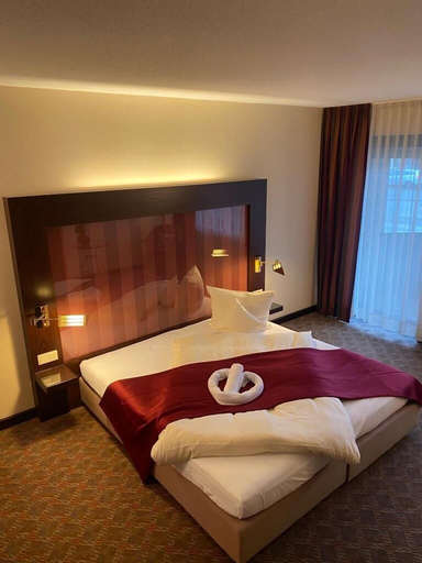 Bedroom 27